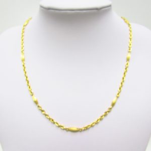 Collar en Oro Amarillo de 18k visto y matizado con eslabones intercalados. Peso 22,70 gr.