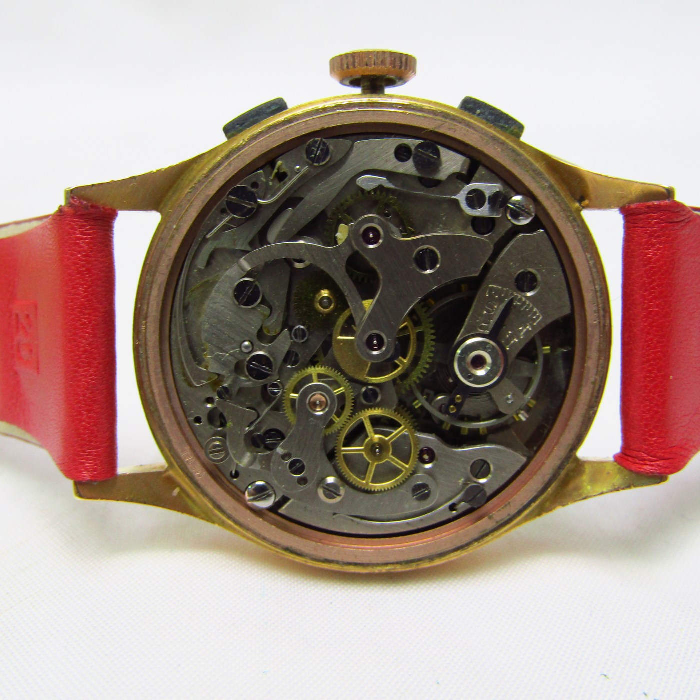 CORANIC. Reloj Cronógrafo de pulsera para caballero. Oro 18k. Suiza, Ca. 1950 CORANIC. Reloj Cronógrafo de pulsera para caballero. Oro 18k. Suiza, Ca. 1950