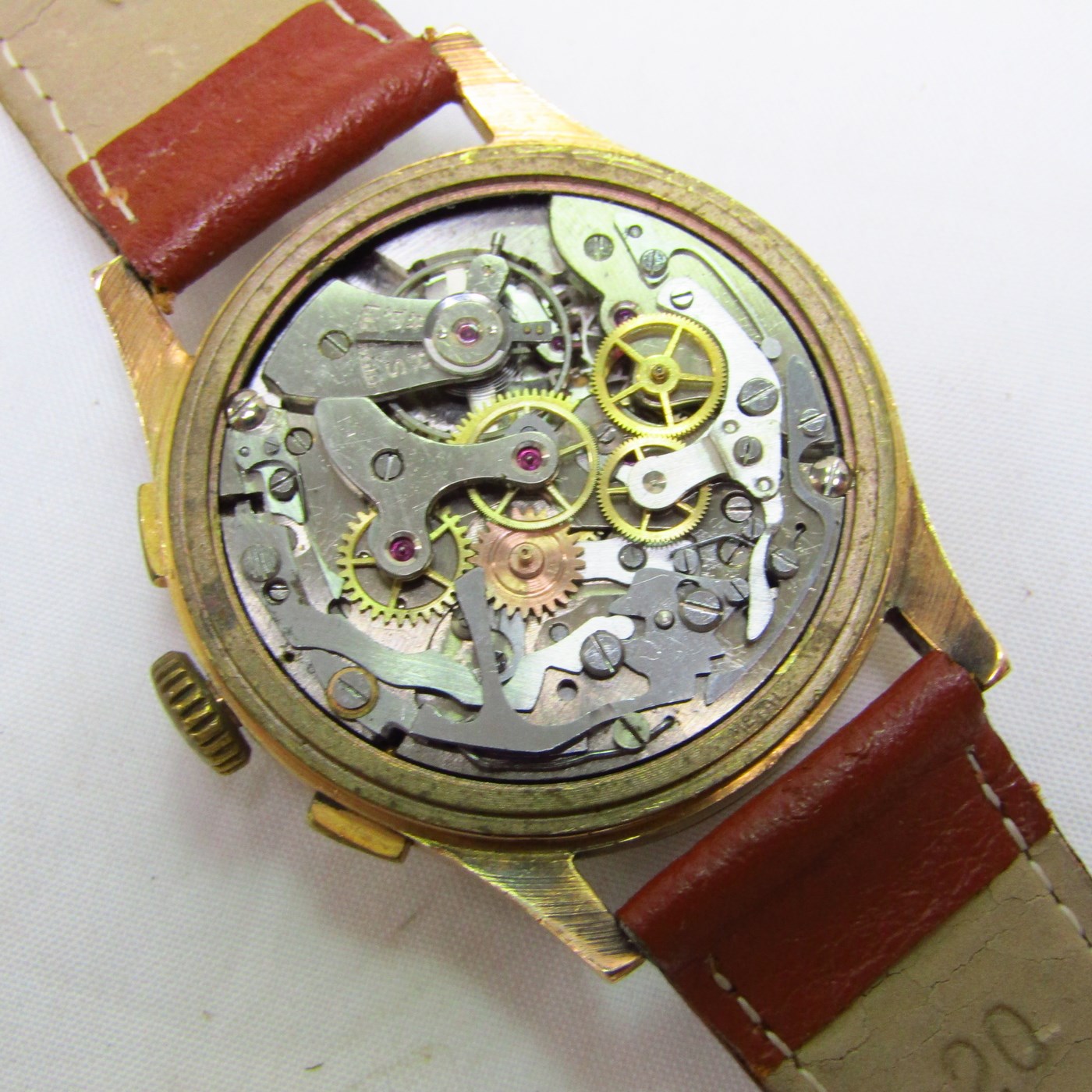CRONOGRAPHE SUISSE. Reloj Cronógrafo de pulsera para caballero. Oro 18k. Suiza, Ca. 1950 CRONOGRAPHE SUISSE. Reloj Cronógrafo de pulsera para caballero. Oro 18k. Suiza, Ca. 1950