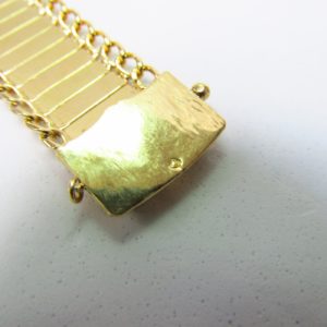 Pulsera articula en Oro Amarillo Brillo-Mate de 18k. 30,40 gr.