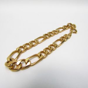 Pulsera de Oro Amarillo 18k. con eslabones tipo Cartier de gran tamaño.