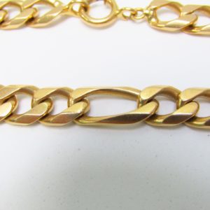Pulsera de Oro Amarillo 18k. con eslabones tipo Cartier de gran tamaño.