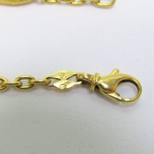 Pulsera en Oro de 18k visto y matizado con eslabones intercalados. 9,40 gr.