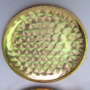 UNIVERSAL GENEVE. Reloj de Movimiento Complejo, de Pulsera para caballero. Oro 18k. Suiza, ca. 1940