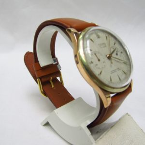 ZORRO CRONOGRAPHE SUISSE. Reloj Cronógrafo de pulsera. Oro 18k. Suiza, Ca. 1945