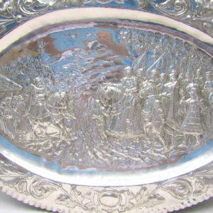 Bandeja Decorativa de Gran Tamaño, en Plata. España. Siglo XX