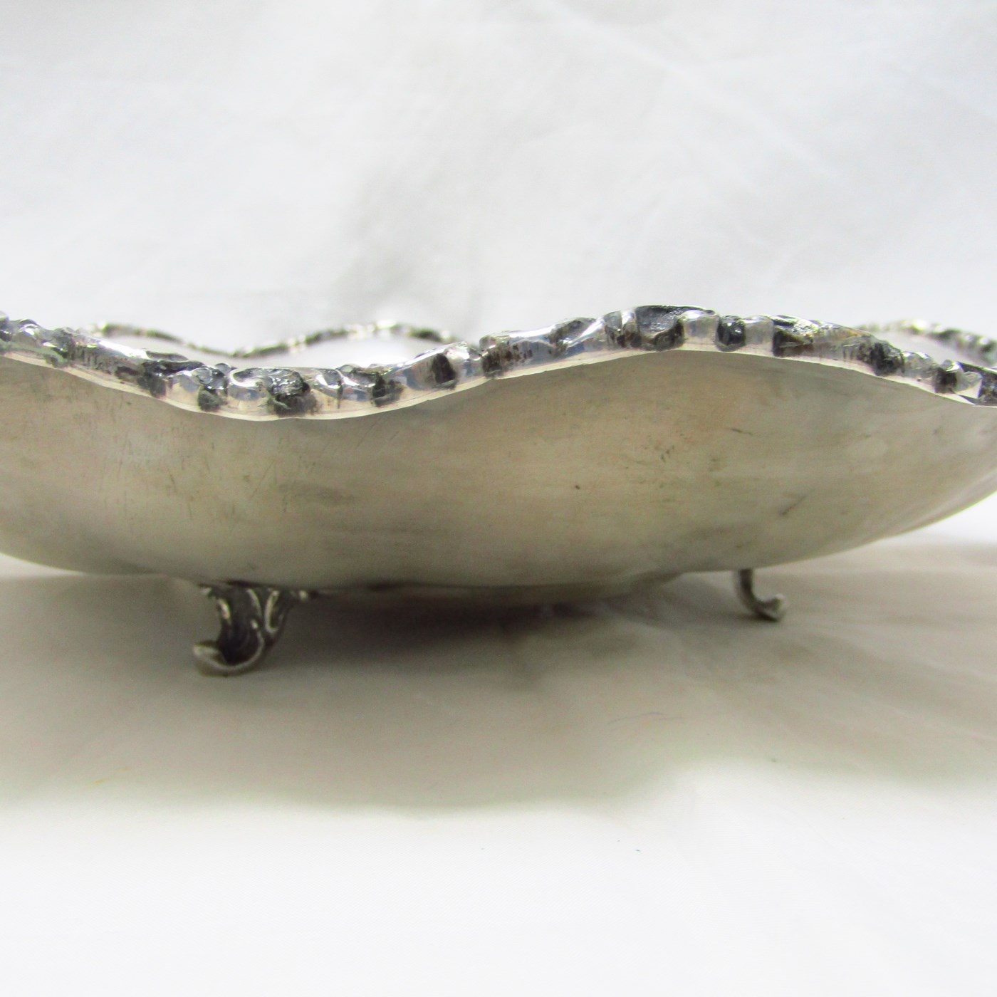 Centro de mesa o Plato Circular en Plata de Ley. México, 20th. 962 gr. Centro de mesa o Plato Circular en Plata de Ley. México, 20th. 962 gr.