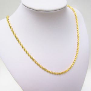 Collar de Oro Amarillo de 18k. Tipo Cordón. Peso 13,90 gr.