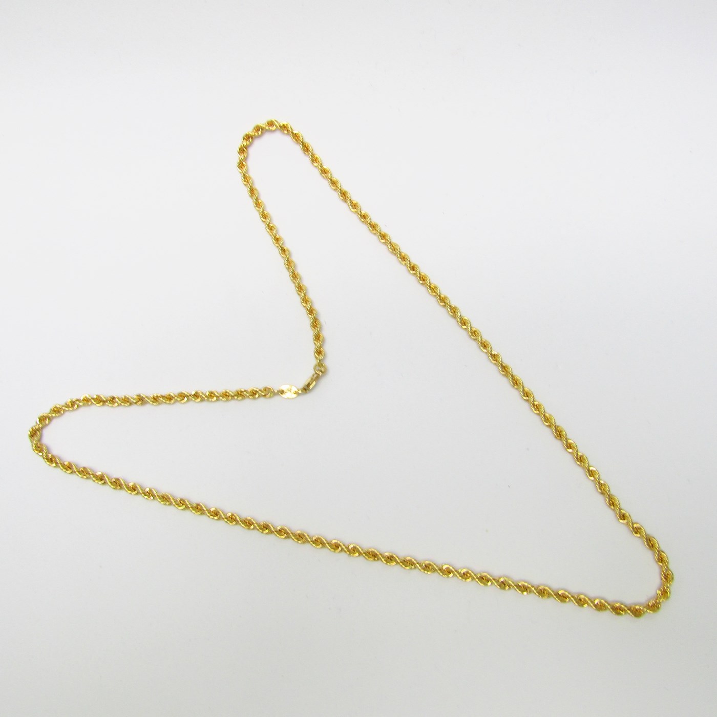 Collar de Oro Amarillo de 18k. Tipo Cordón. Peso 13,90 gr.
