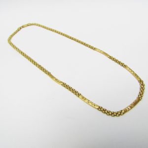 Collar en Oro Amarillo visto y matizado de 18k con apliques decorados. Peso 15,43 gr.