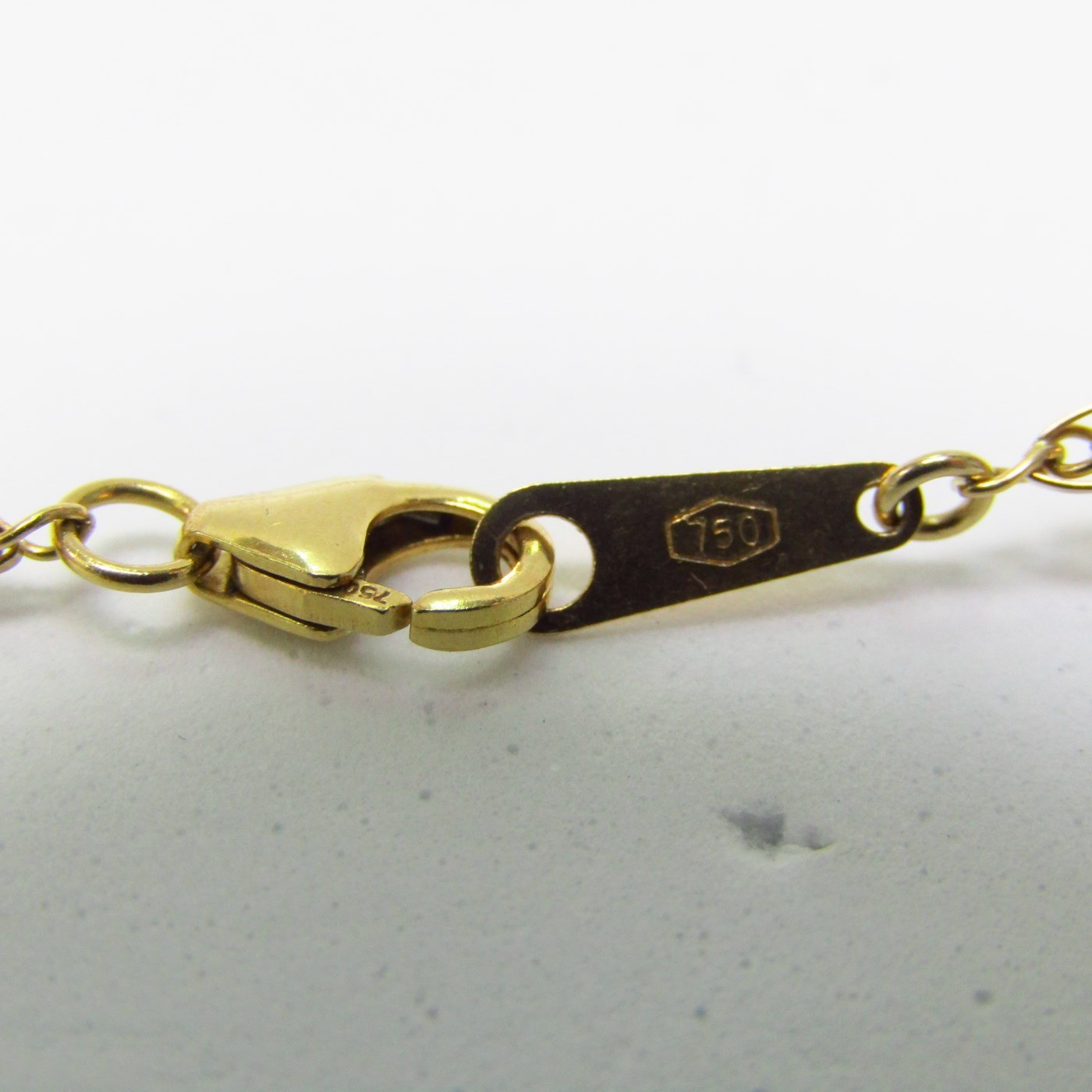 Collar Forxat en Oro Bicolor con eslabones angulados. Oro 18k. 13,56 gr. Collar Forxat en Oro Bicolor con eslabones angulados. Oro 18k. 13,56 gr.