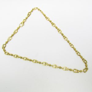 Gargantilla en Oro de 18k con eslabones alternados tipo madeja. 25 gr.