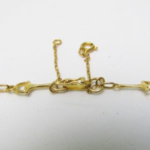Gargantilla en Oro de 18k con eslabones en forma de estribos. 10,17 gr.