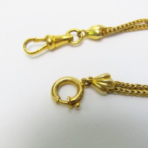 Leontina Antigua, Siglo XIX. Terminal-Cadena para reloj de Bolsillo. Oro 18k. Peso: 16,91 gr.