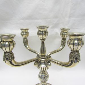 Pareja de Candelabros de cinco luces en plata. España, 20th.