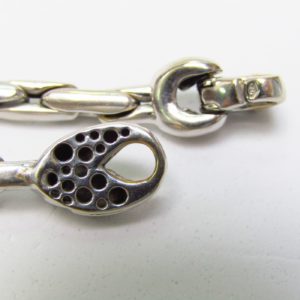 Pulsera Articulada en Oro Blanco de 18k con cabujones de zafiro. 11,62 gr.