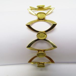 Pulsera de Oro Amarillo de 18K articulada con motivos ovales. 30 gr.