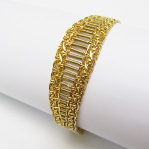 Pulsera de Oro Amarillo de 18k. Calada con adornos espirales. 20,03 gr.