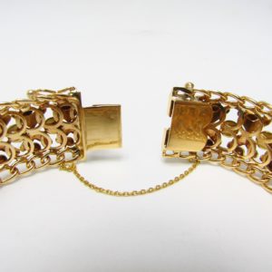 Pulsera de Oro Doble Barbada, calada y articulada. 18k. 58 gr.