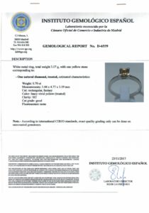 Solitario en Oro Blanco con Diamante Natural talla Rectangular, de 0,70 ct. Color Fancy vivid yellow, Claridad SI2. Certificado IGE.