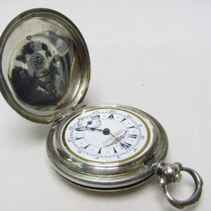 BILLODES. Reloj suizo de Bolsillo, saboneta. Plata de Ley. Siglo XIX.