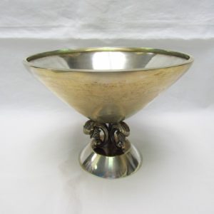 Centro de mesa en Plata de Ley, España, siglo XX.
