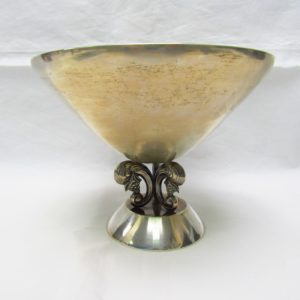 Centro de mesa en Plata de Ley, España, siglo XX.