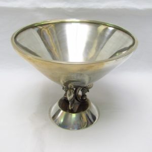 Centro de mesa en Plata de Ley, España, siglo XX.