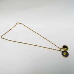 Collar sogueado con dos colgantes, "Sol y Luna", en Oro de 18k. 12,45 gr.
