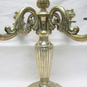 J. FUSET. Pareja de candelabros de cinco luces en plata. España. Siglo XX.
