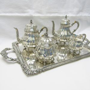 Juego de Café y té en Plata de Ley. España, siglo XX.