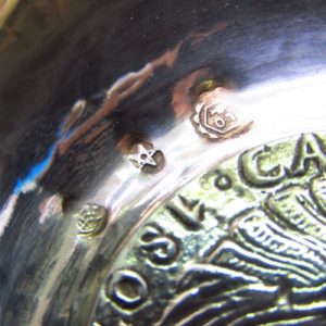 MG. Conjunto de Centro y Catavinos en plata. España, siglo XX.