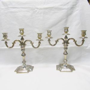 Pedro Durán. Pareja de candelabros de tres luces. España, 20th.