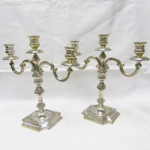 Pedro Durán. Pareja de candelabros de tres luces. España, 20th.