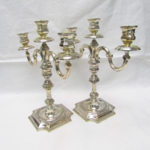 Pedro Durán. Pareja de candelabros de tres luces. España, 20th.