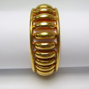 Pulsera Brazalete Oval Calada en Oro Amarillo Ley 800 (19,20 k.). 48 gr.
