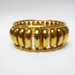 Pulsera Brazalete Oval Calada en Oro Amarillo Ley 800 (19,20 k.). 48 gr.