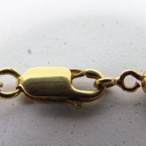 Rosario realizado en Oro de 18k. 19,90 gr.