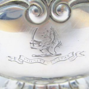 Wakely & Frank Clarke Wheeler, Londres 1897. Cuenco artesanal en Plata Inglesa.