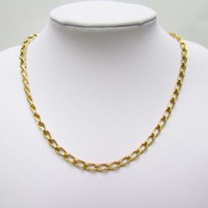 Cadena en Oro Amarillo de 18k con eslabones barbados dobles. 27 gr.