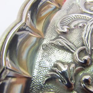Conjunto de Plata Durán, tres bandejitas ovales y caja oval de cristal. España. Siglo XX.
