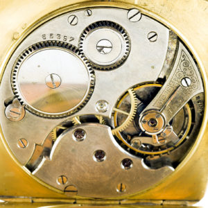 Covani e Hijo (Suiza). Reloj de Bolsillo-colgar, lepine y remontoir. Circa 1900. Oro 18k.
