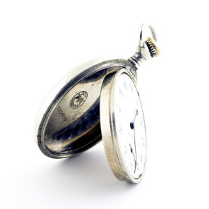 Longines. Reloj de bolsillo, lepine y remontoir. Año 1918.