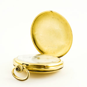 Longines. Reloj de Bolsillo para caballero, saboneta y remontoir. Año 1910. Oro 18k.