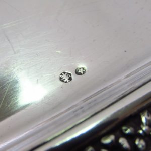 MATILDE ESPUÑES. Centro de mesa cuadrado en plata. España, siglo XX.