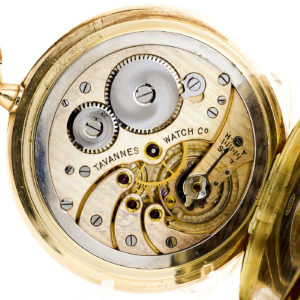 Tavannes Watch Co. reloj de bolsillo, saboneta y remontoir. Siglo XIX. Oro 14k.