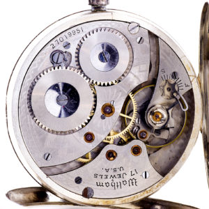 WALTHAM, USA. Reloj de bolsillo de caballero. Lepine y remontoir. Circa 1920. Oro blanco 14k.