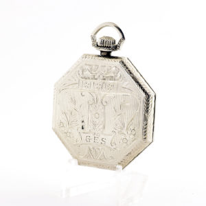WALTHAM, USA. Reloj de bolsillo de caballero. Lepine y remontoir. Circa 1920. Oro blanco 14k.