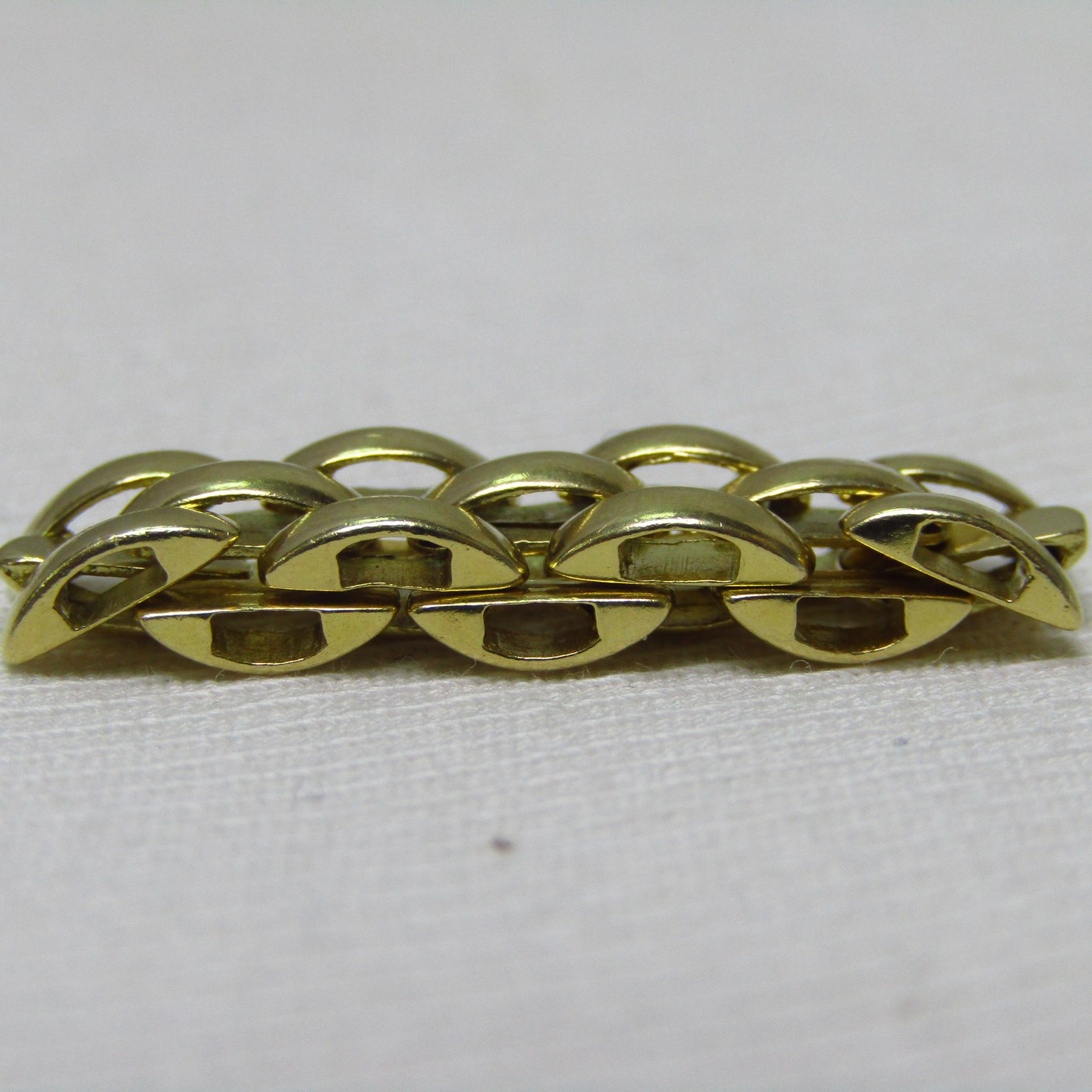 Anillo en Oro de 18k estilo Cartier. 6,65 gr. Anillo en Oro de 18k estilo Cartier. 6,65 gr.