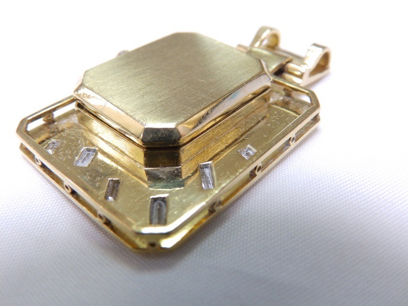 Certina. Kurth Fréres. reloj de colgar para mujer en oro y diamantes. Ca. 1960. Certina. Kurth Fréres. reloj de colgar para mujer en oro y diamantes. Ca. 1960.